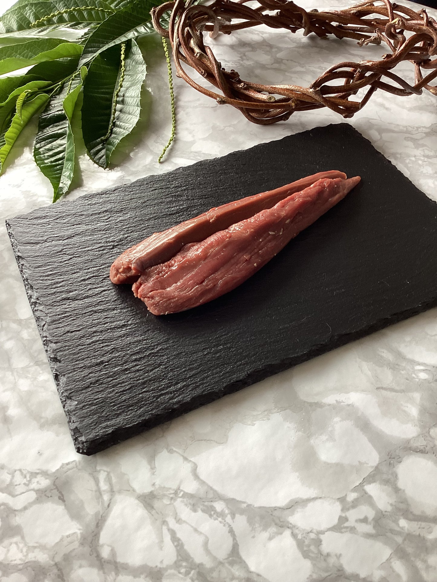【熟成 遠野鹿 ヒレ(200g)&ロースブロック(200g)セット】極上赤身の贅沢食べ比べ