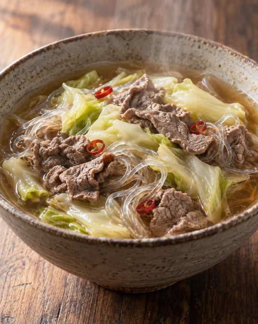 【鹿肉レシピ】熟成鹿モモとキャベツの春雨スープ煮（画像はイメージ・AI生成）